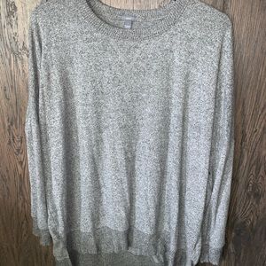 Long sleeve gray shirt